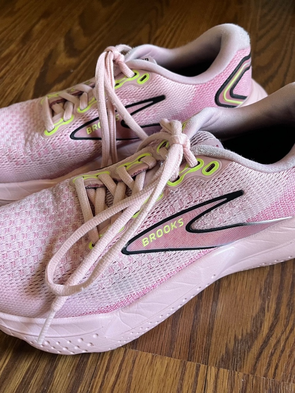 Brooks Glycerin 21 Sneakers — Women’s 6.5